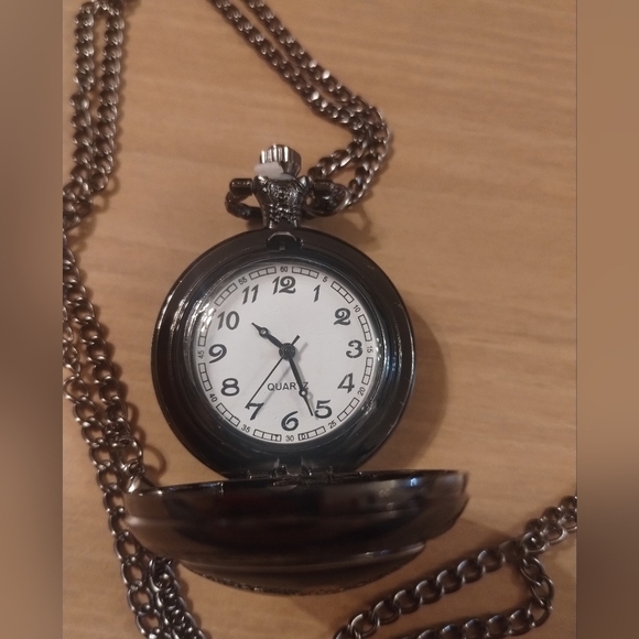 Fairy Moon Pocket Watch Necklace | Vintage Steampunk Quartz Pendant | Celestial - Picture 3 of 5